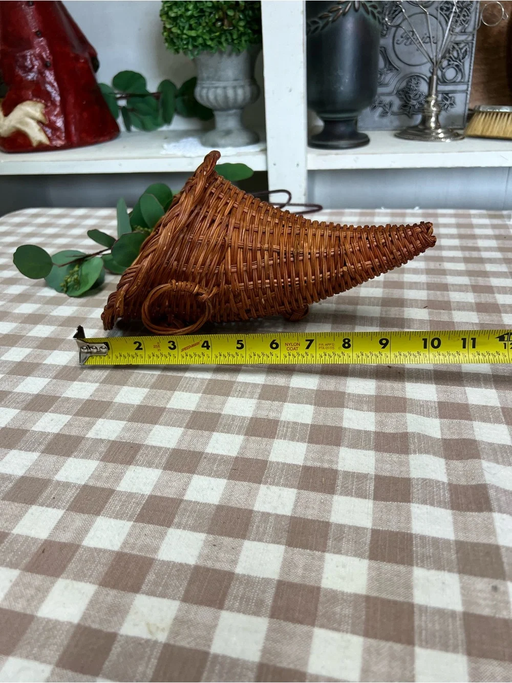 Cornucopia basket decor thanksgiving